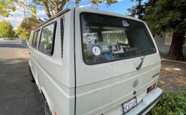 Vw-vanagon-1989-white-1