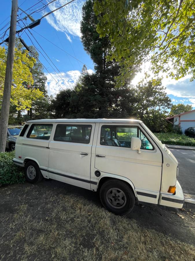 Vw-vanagon-1989-white-8
