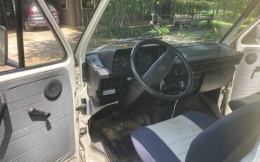 Vw-vanagon-1990-white-3