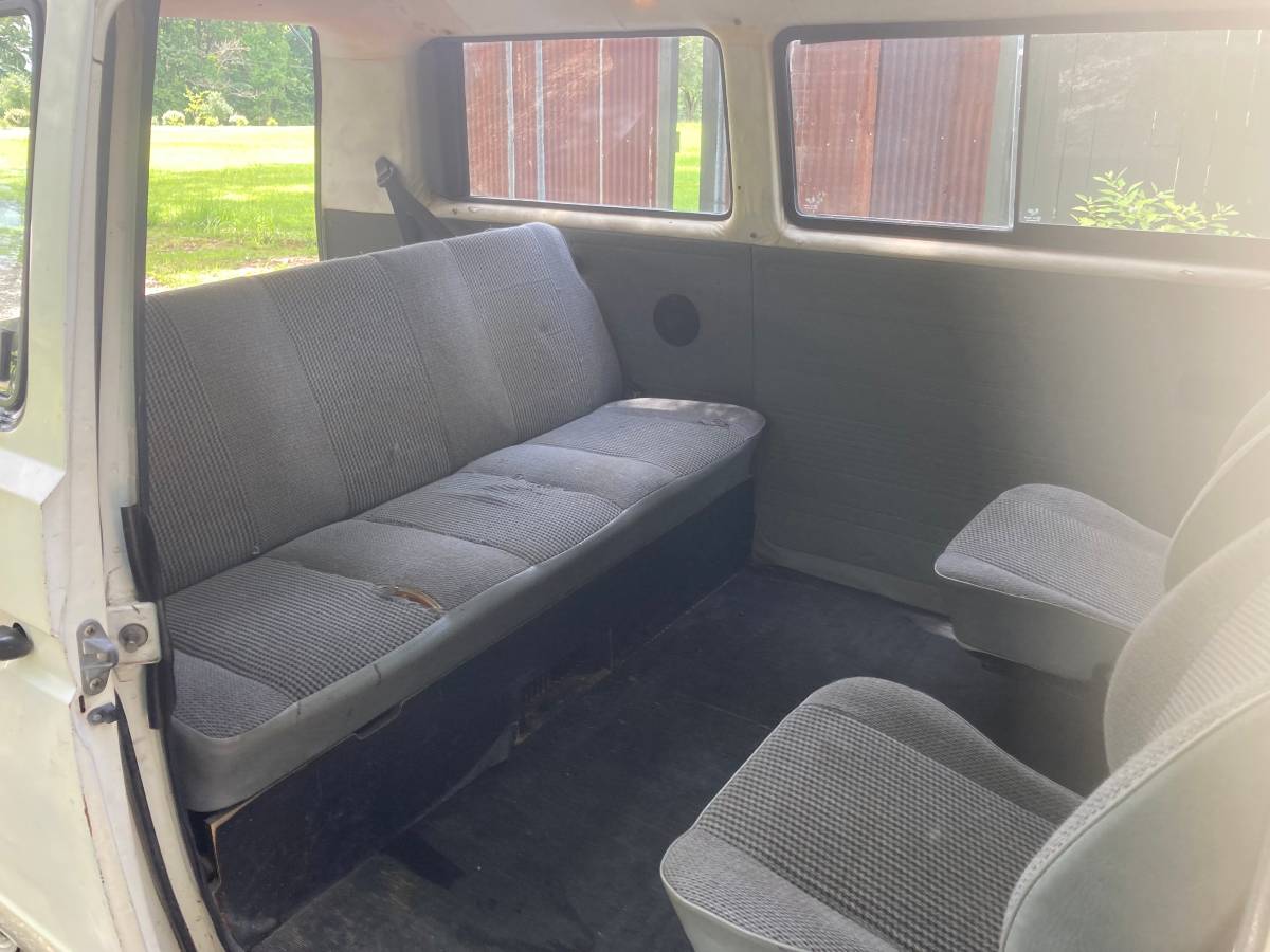 Vw-vanagon-1990-white-4