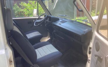Vw-vanagon-1990-white-6