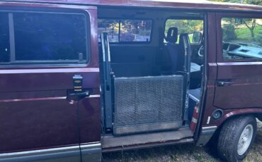 Vw-vanagon-1991-red-2