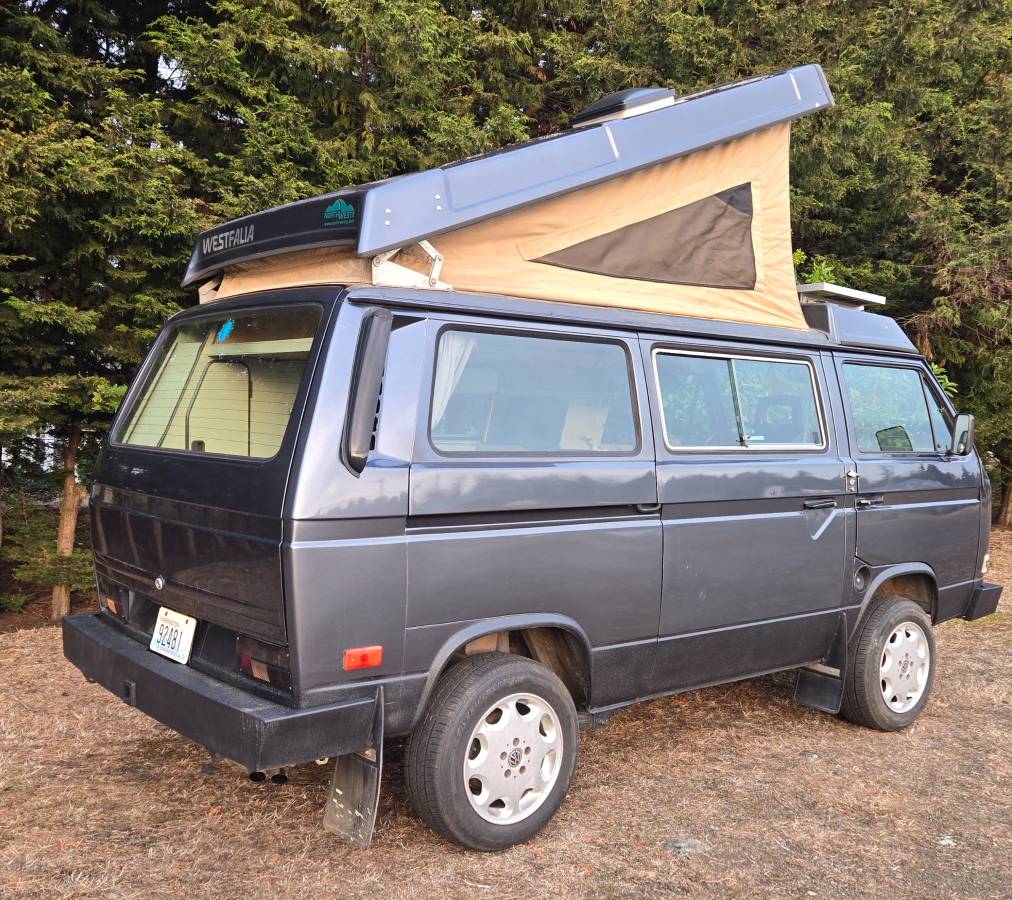 Vw-vanagon-camper-1980-grey-2