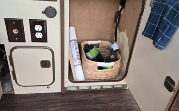 Vw-vanagon-camper-1980-grey-9