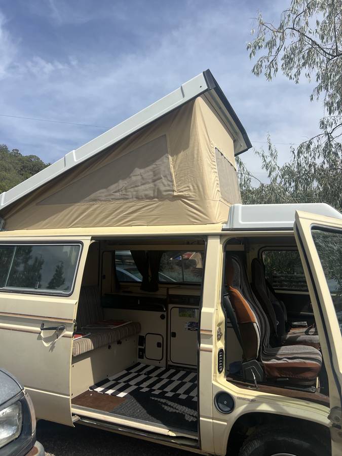 Vw-vanagon-westfalia-1982-16