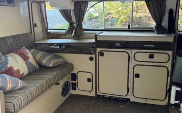 Vw-vanagon-westfalia-1982-white-2