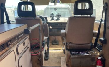 Vw-vanagon-westfalia-1985-white-4