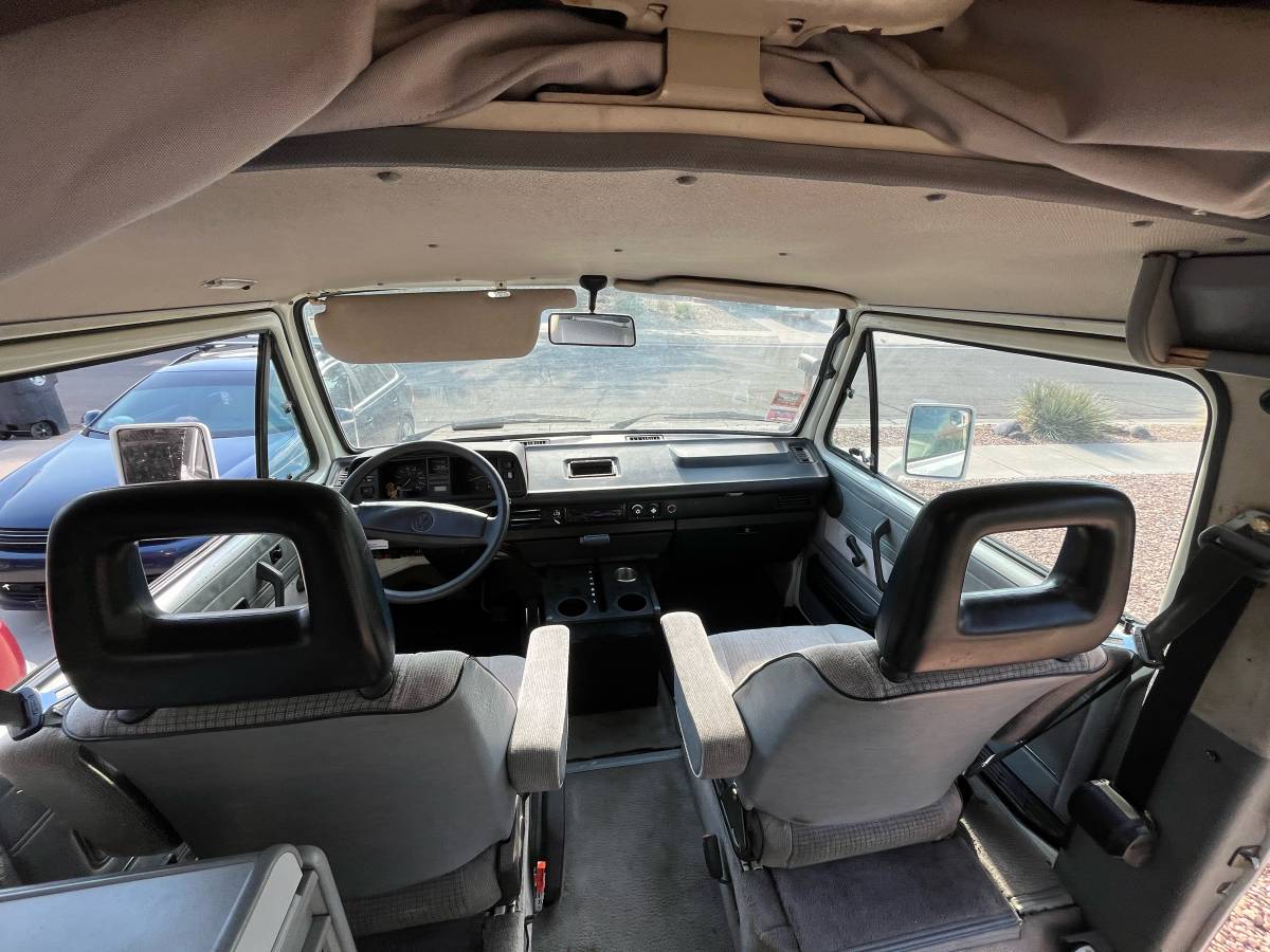 Vw-vanagon-westfalia-1990-white-14