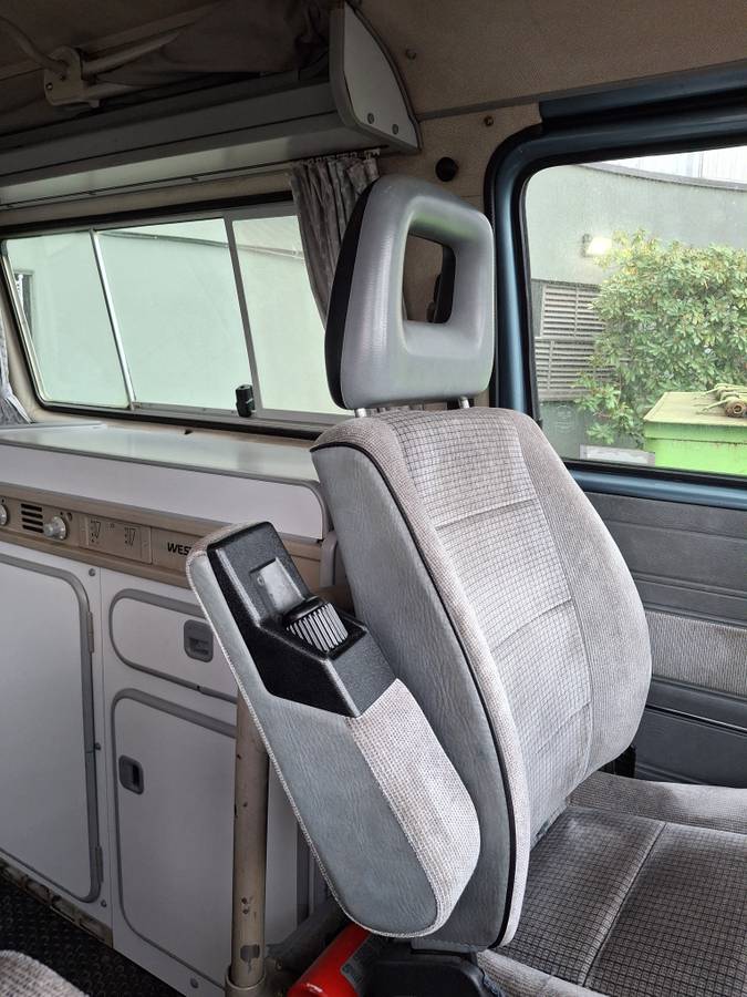 Vw-vanagon-westfalia-camper-1989-blue-10