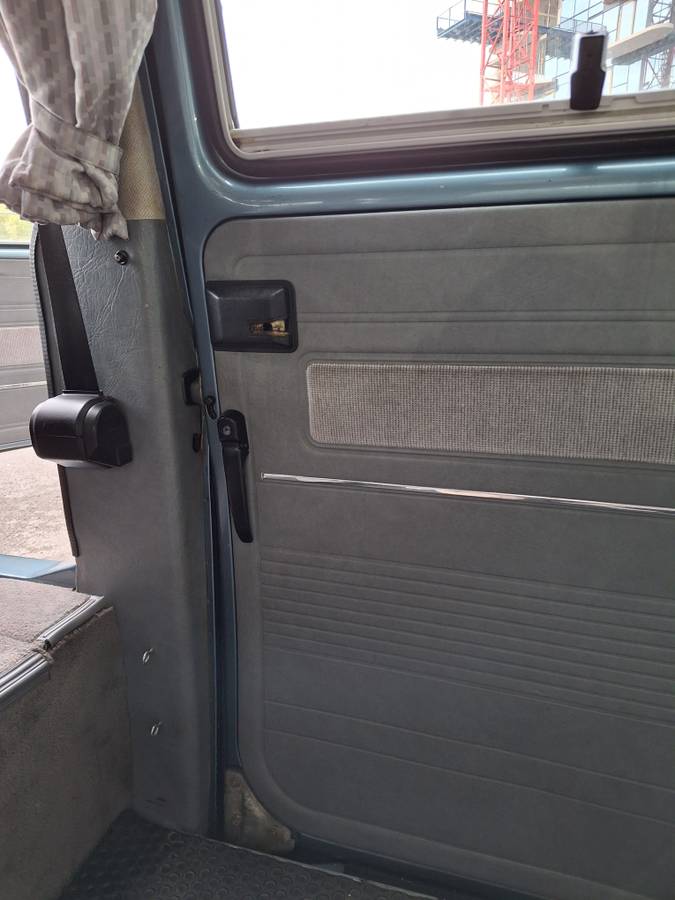 Vw-vanagon-westfalia-camper-1989-blue-9