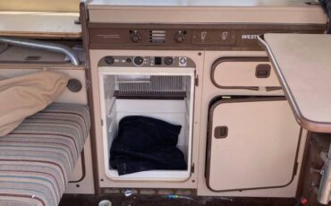 Vw-westfalia-1978-white-5