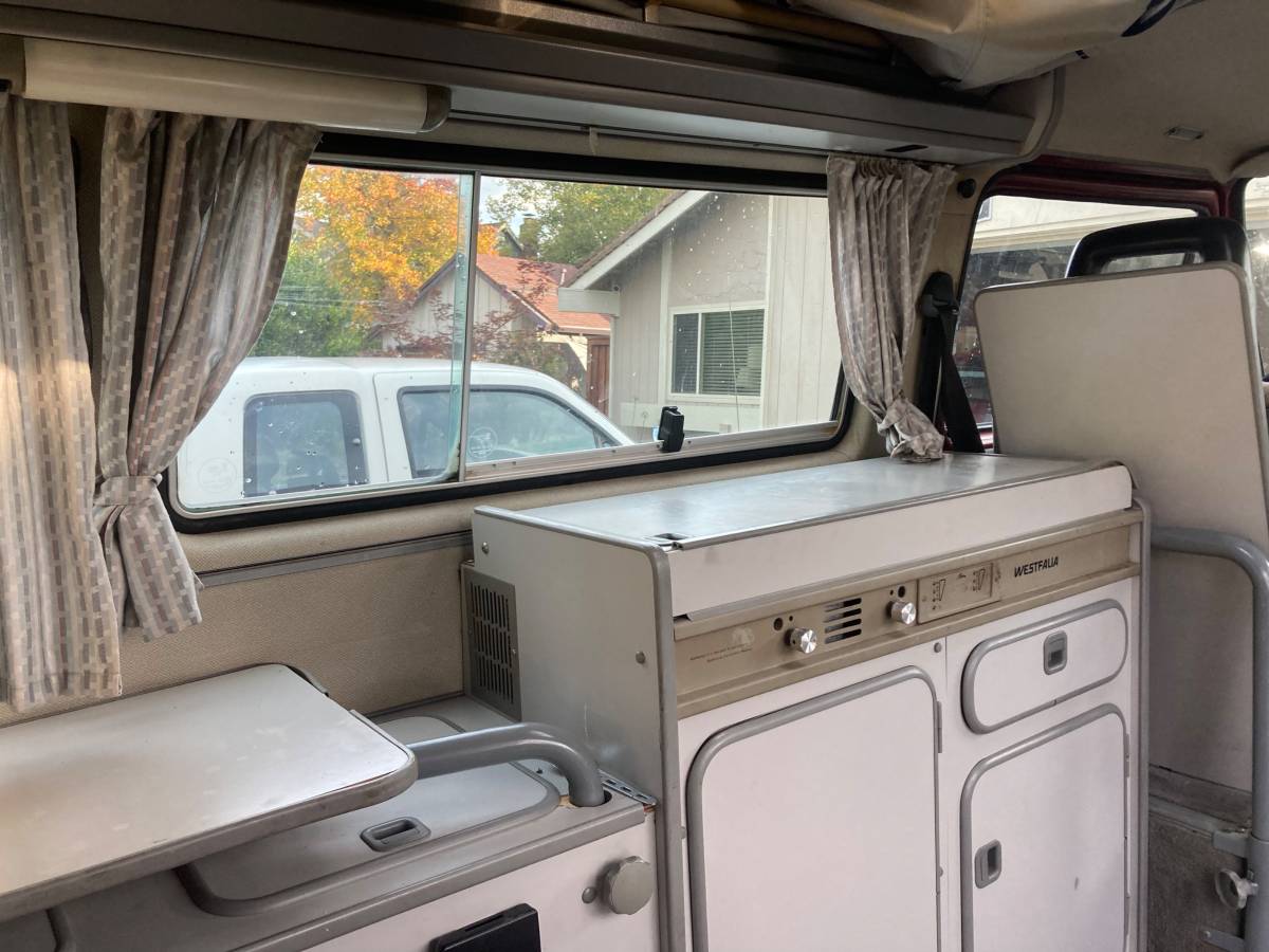 Vw-westfalia-diesel-1988-custom-11