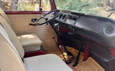 Vw-westfalia-type-2-bay-1971-red-11