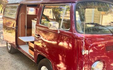 Vw-westfalia-type-2-bay-1971-red-2
