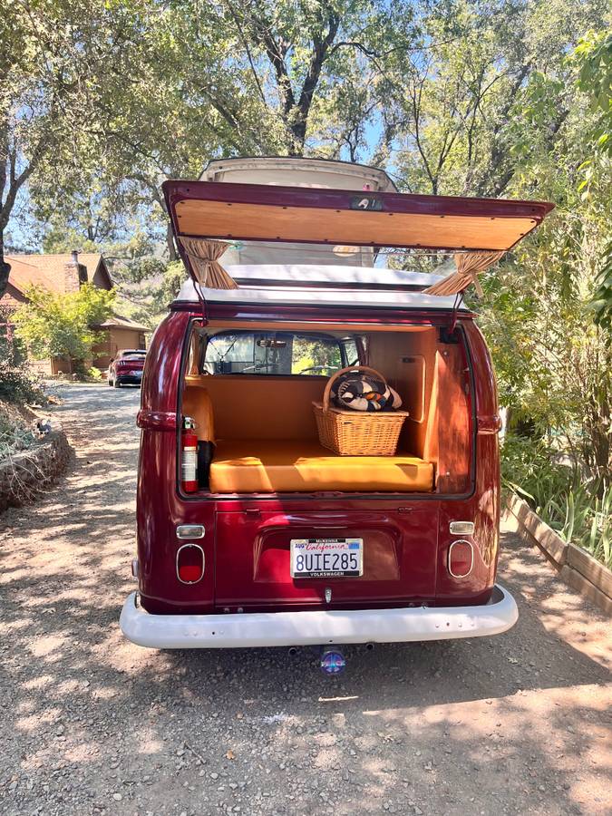 Vw-westfalia-type-2-bay-1971-red-3