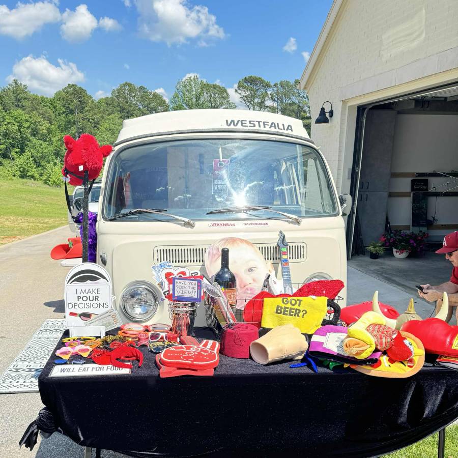 Vw-westfalia-vanagon-1969-white-4