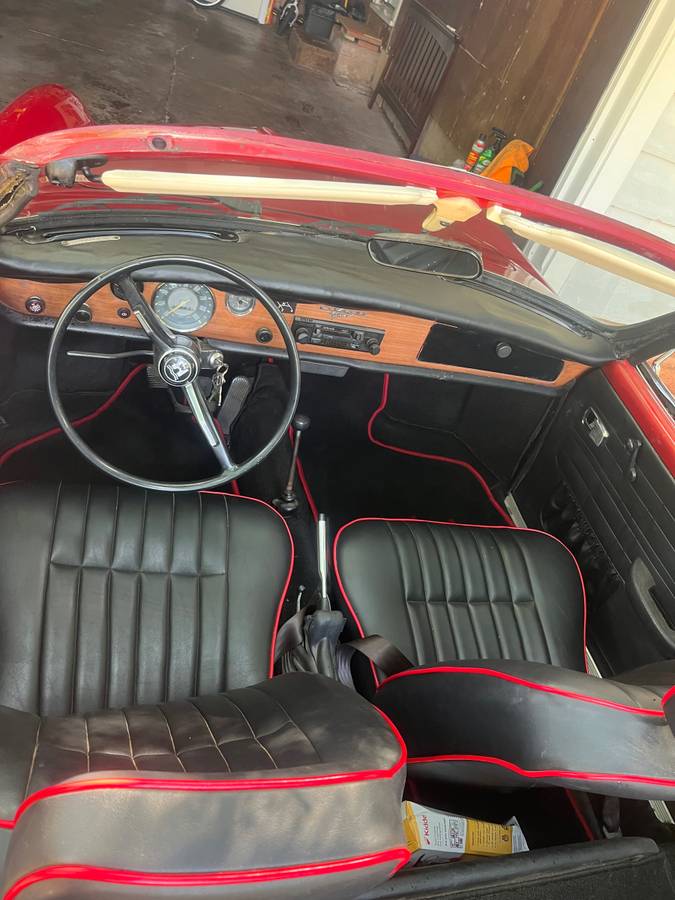 Vwkarmann-ghia-1971-red-3