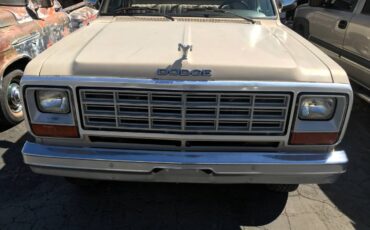 W350-se-royal-power-ram-1983-11