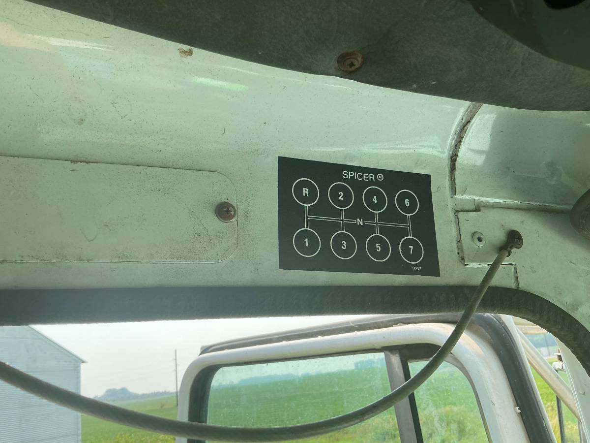 White-gmc-diesel-1994-white-14