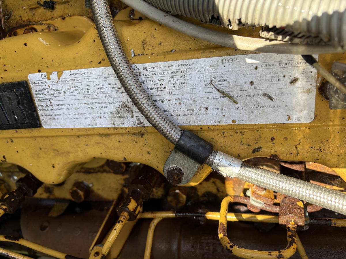 Whitegmc-dp-diesel-1992-white-8