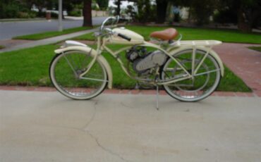 Whizzer-Motorcycle-1948-cream-and-brown-trim-cream-1