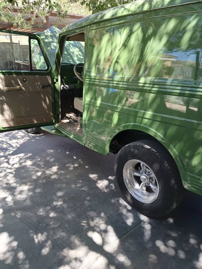 Willie-delivery-truck-1934-green-2