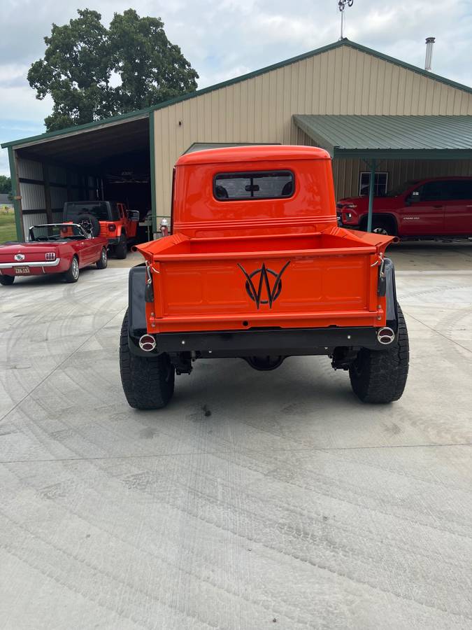 Willie-overland-pick-up-1947-orange-5