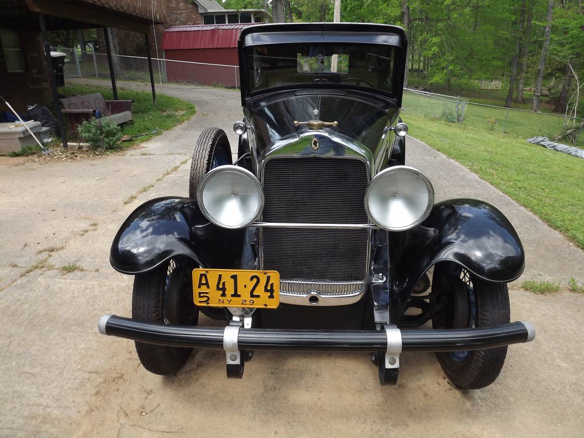 Willy-knight-1929-black-11