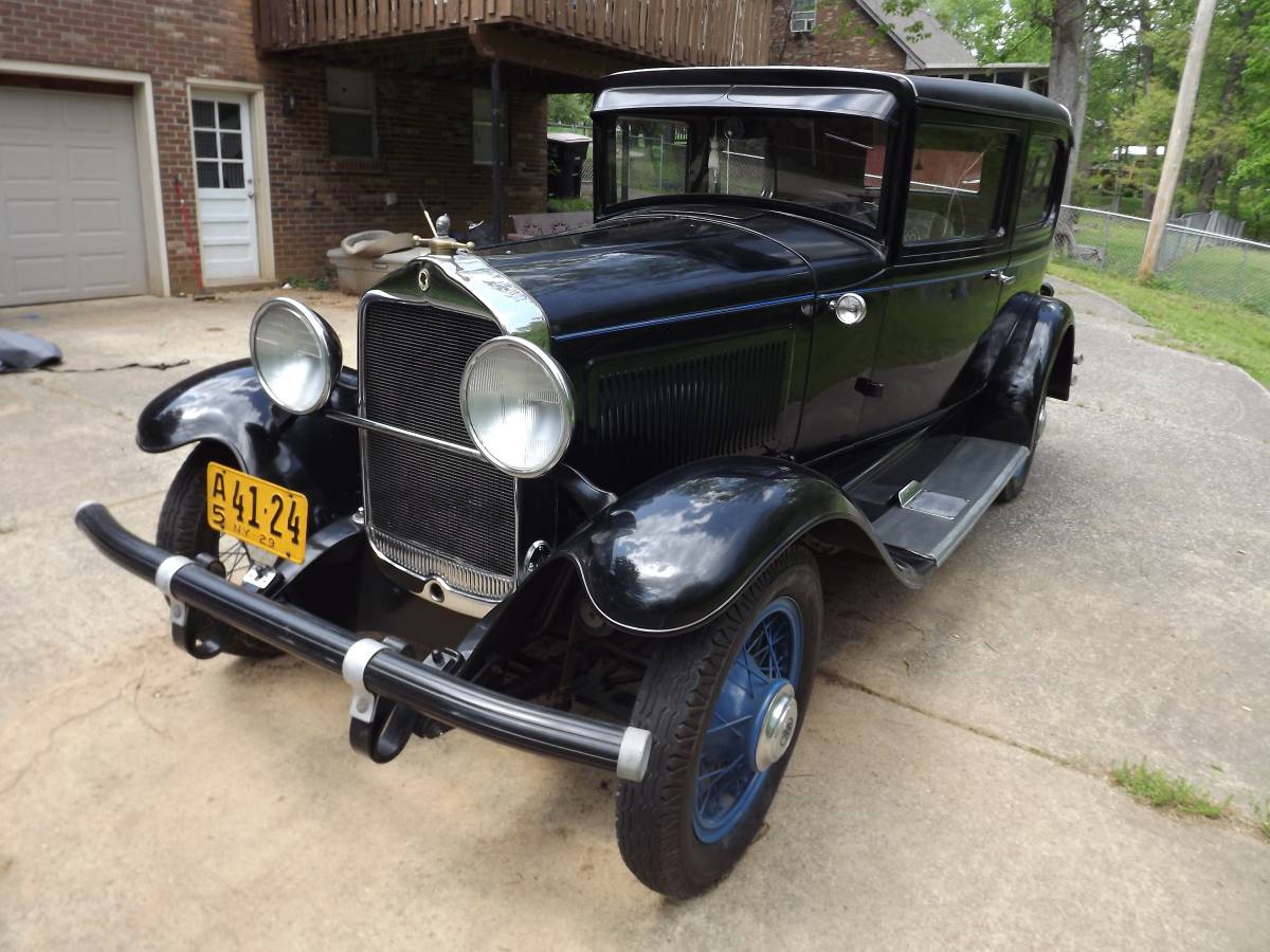 Willy-knight-1929-black-12