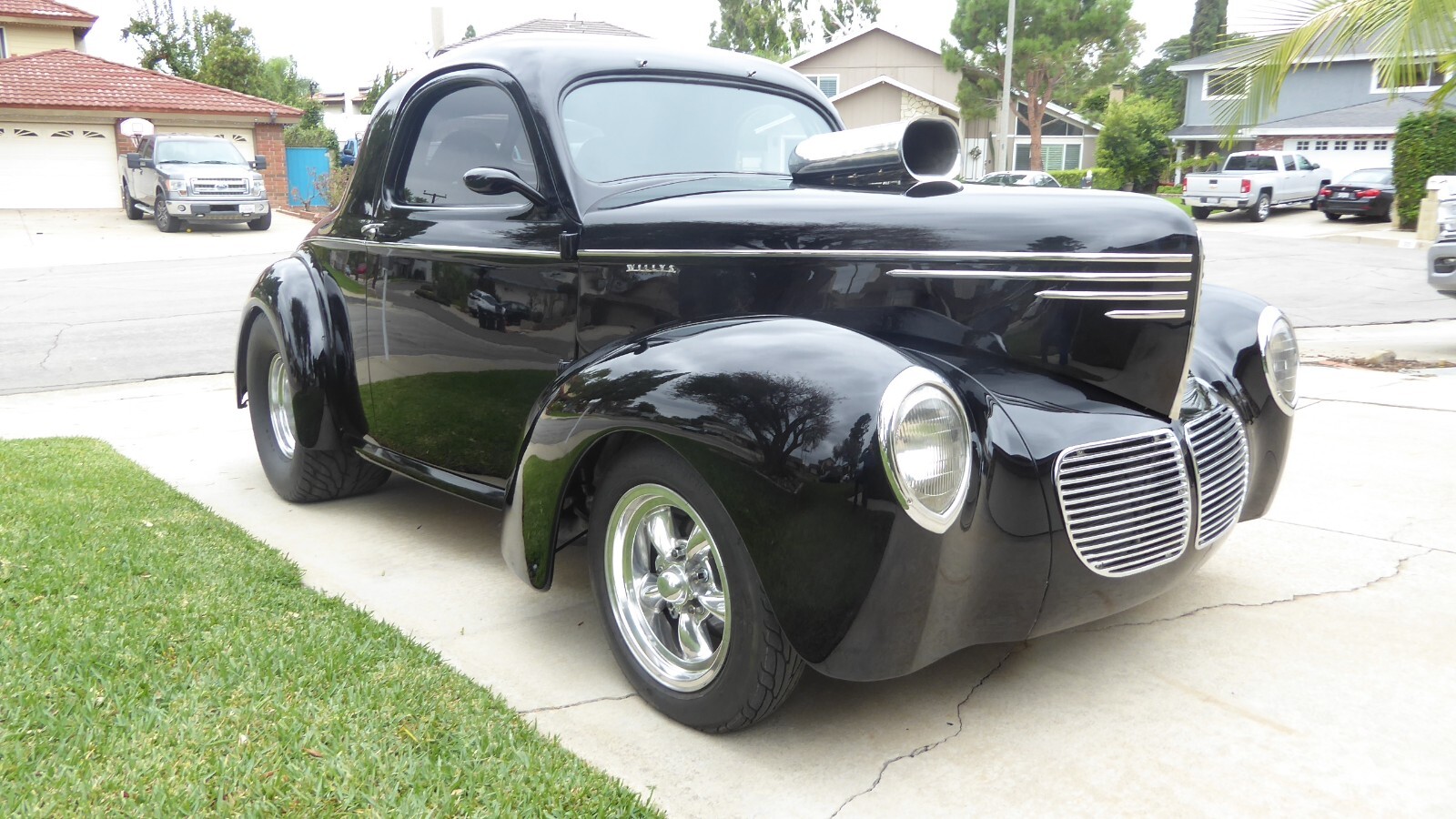 Willys-1941-Coupe-2