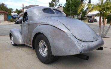 Willys-1941-Coupe-7