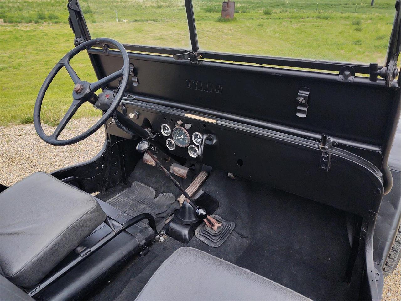 Willys-1948-Black-Blackgrey-3