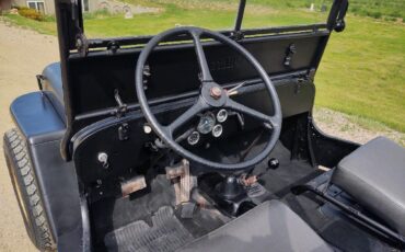 Willys-1948-Black-Blackgrey-4