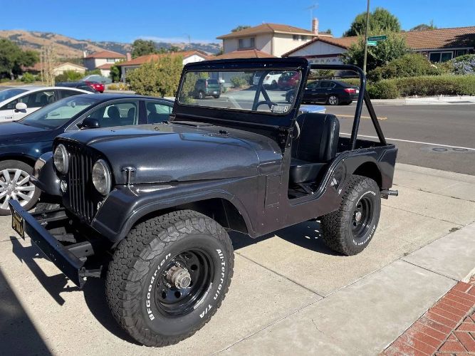 Willys-1955-Gray