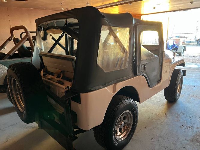 Willys-1960-2