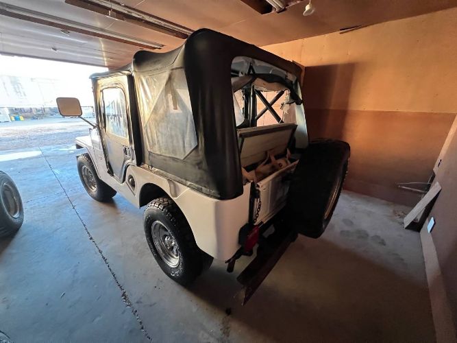 Willys-1960-9