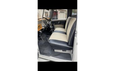 Willys-1960-GrayTan-BlackTan-7