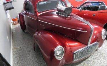 Willys-2-dr-coupe-1941-Red-Black-9