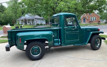 Willys-4-wheel-drive-truck-1961-green-2