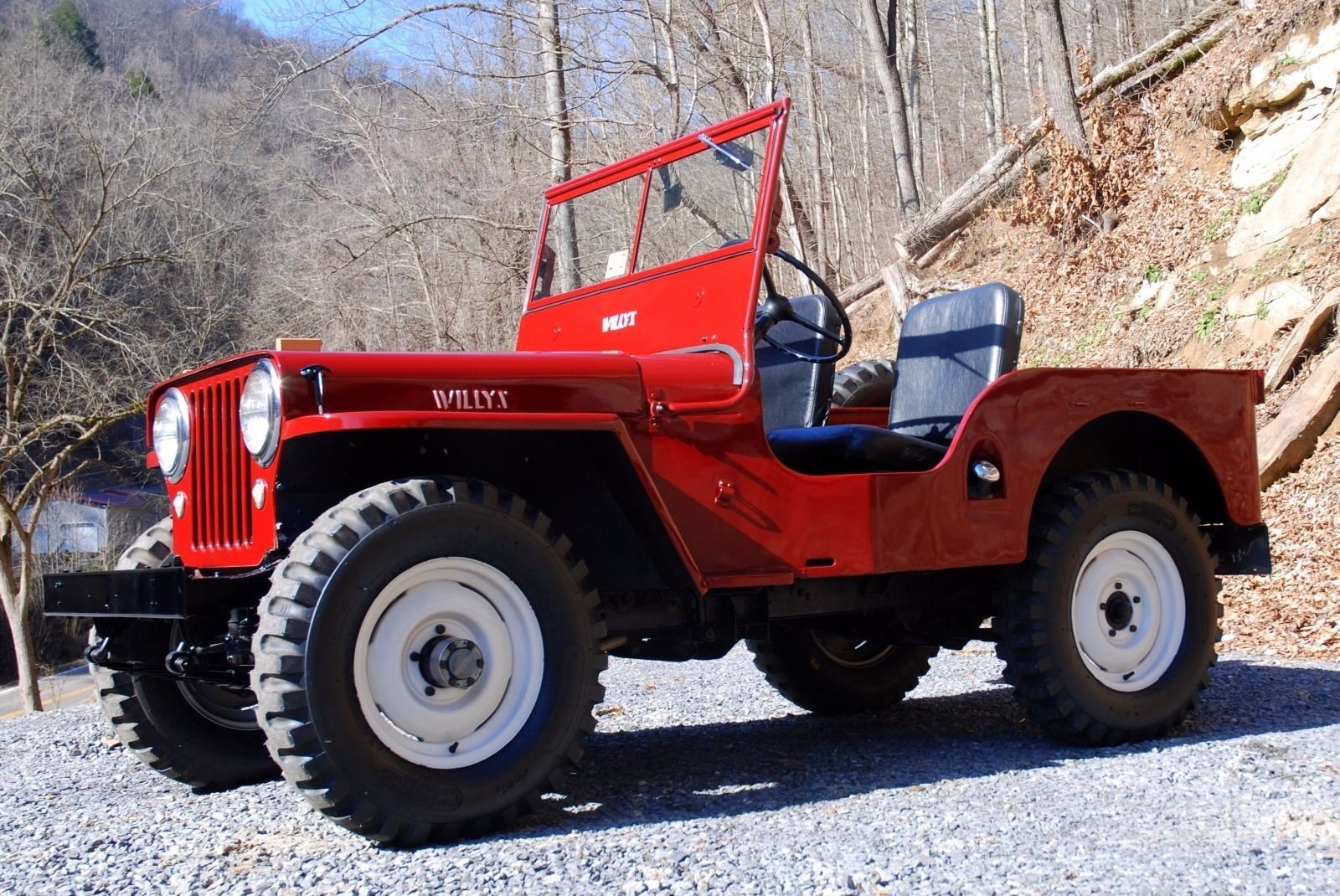 Willys-CJ2A-1947-Convertible-4