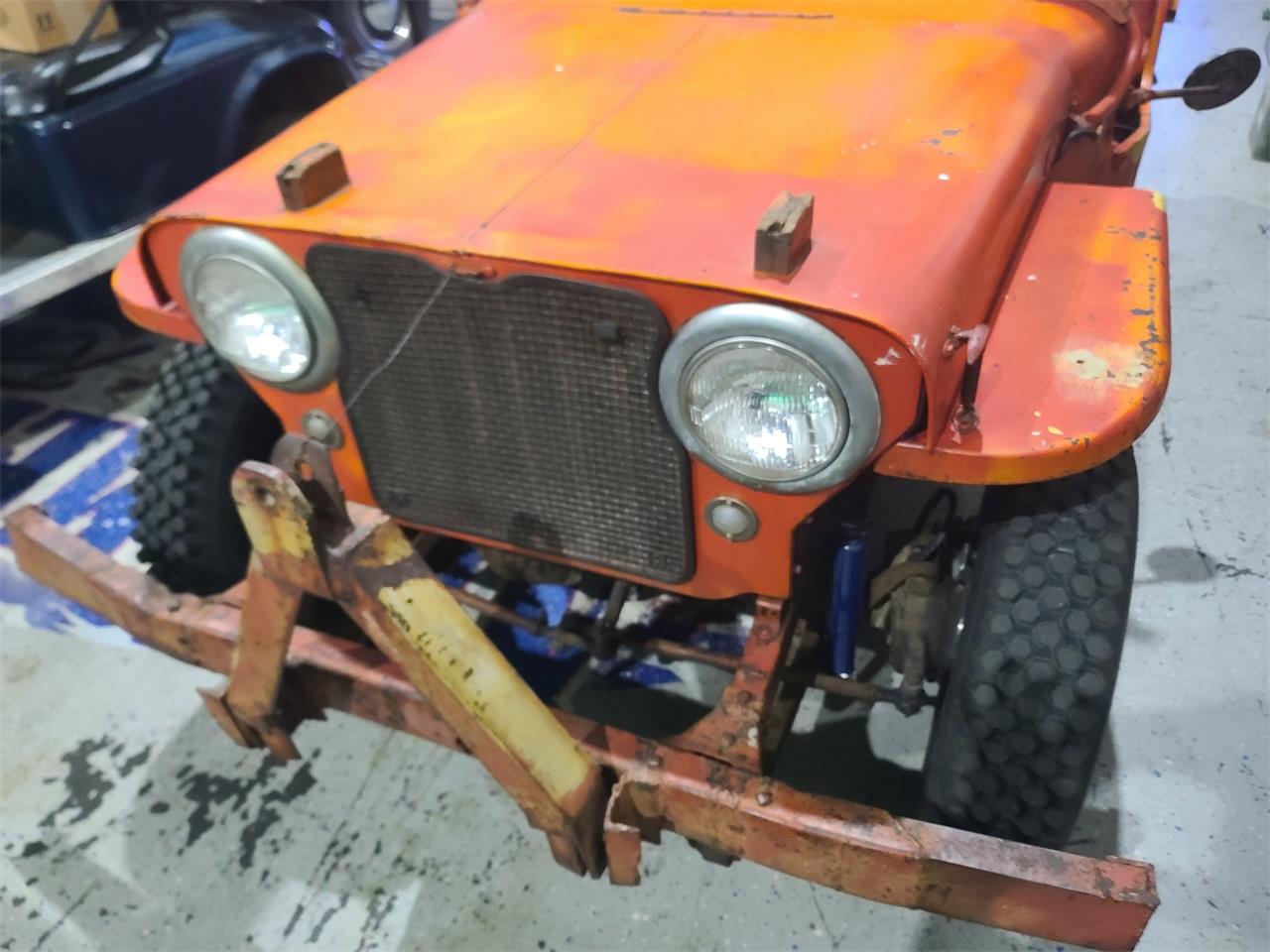Willys-Cj2a-1946-RedOrange-Black-2