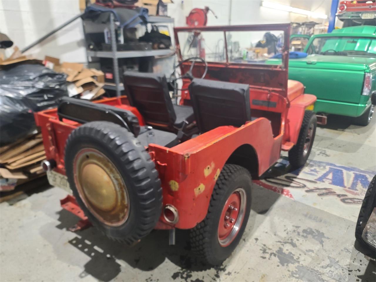 Willys-Cj2a-1946-RedOrange-Black-4