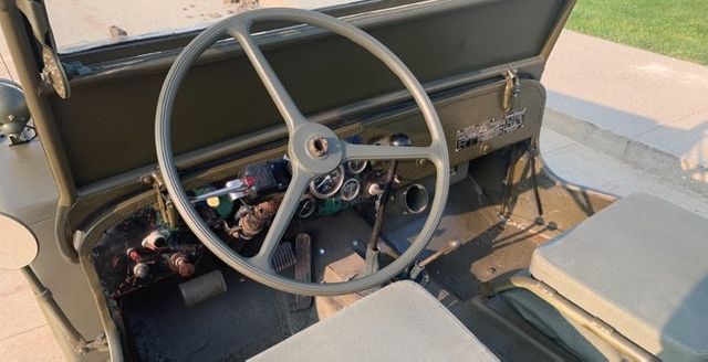 Willys-Cj2a-1948-Green-Tan-3