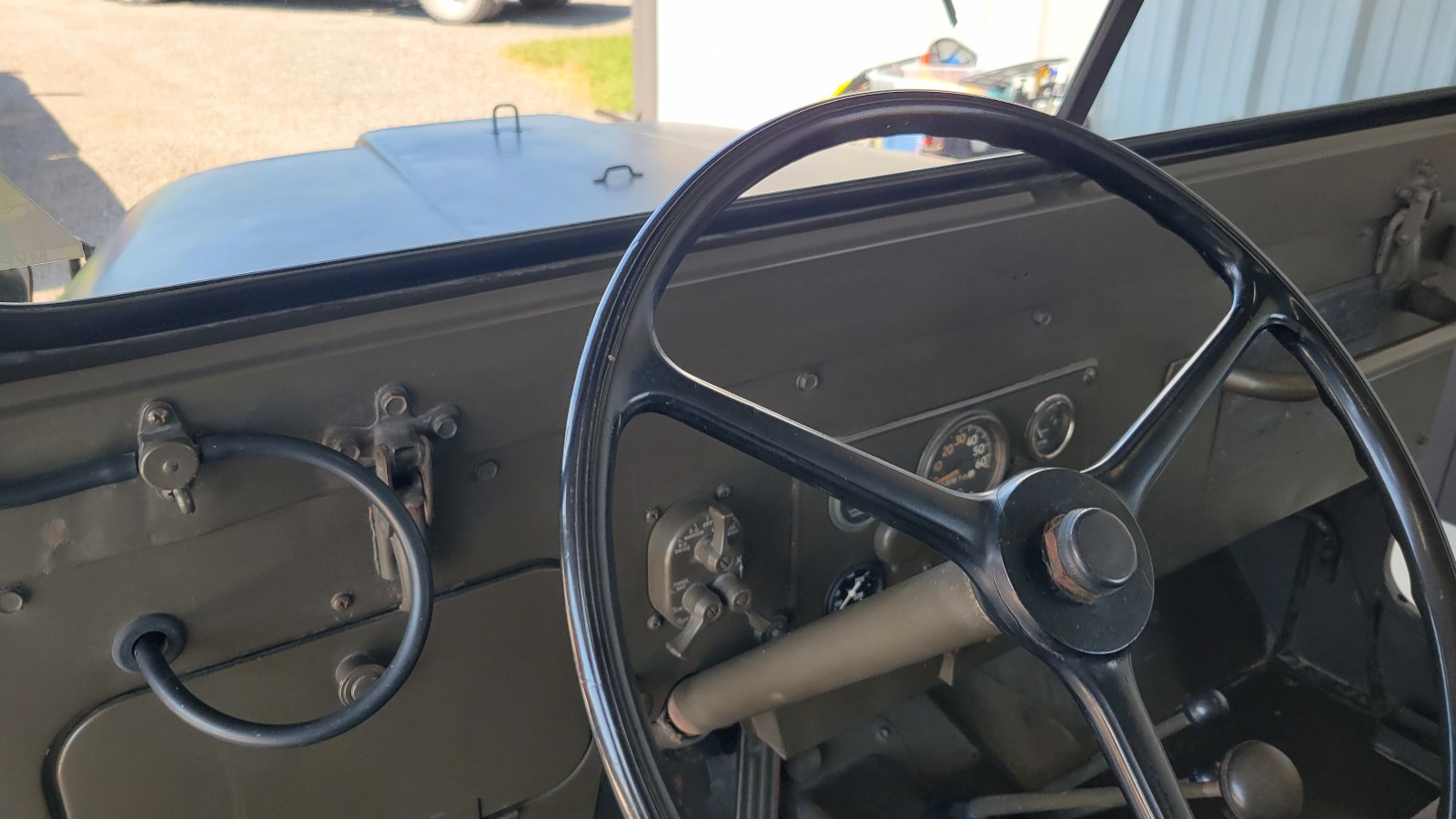Willys-Classic-1952-Convertible-9