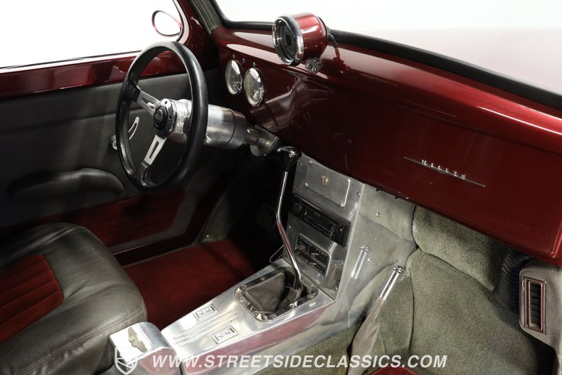 Willys-Coupe-1941-Razzling-Red-Dark-Gray-14