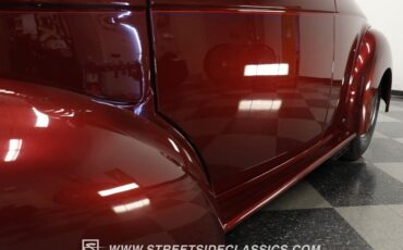 Willys-Coupe-1941-Razzling-Red-Dark-Gray-15