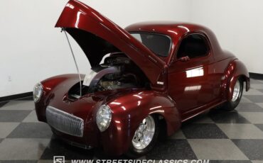 Willys-Coupe-1941-Razzling-Red-Dark-Gray-17