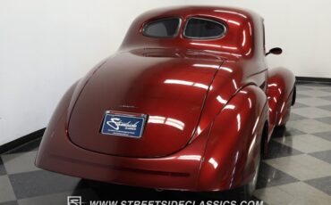 Willys-Coupe-1941-Razzling-Red-Dark-Gray-21