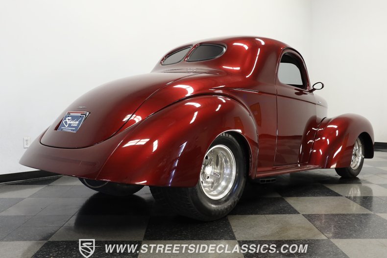 Willys-Coupe-1941-Razzling-Red-Dark-Gray-34