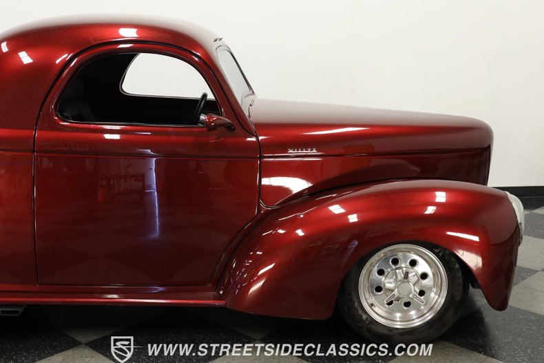 Willys-Coupe-1941-Razzling-Red-Dark-Gray-37